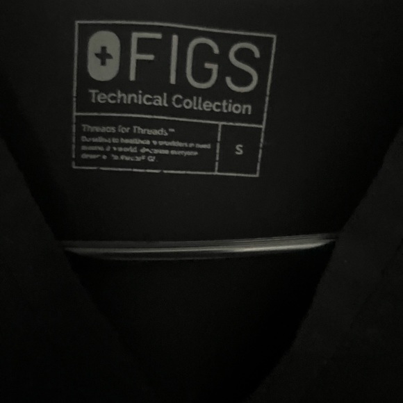Figs 2 pocket tech top - Picture 3 of 4